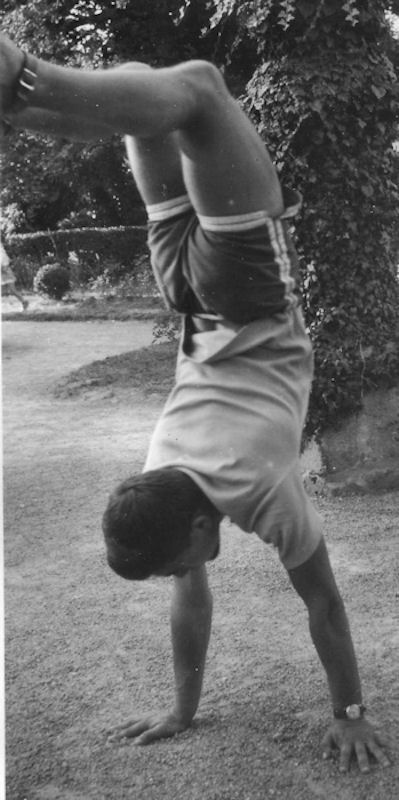 Le sympathique petit jardin de Lamballe donnait aux monoteurs quelques instants de dtente
